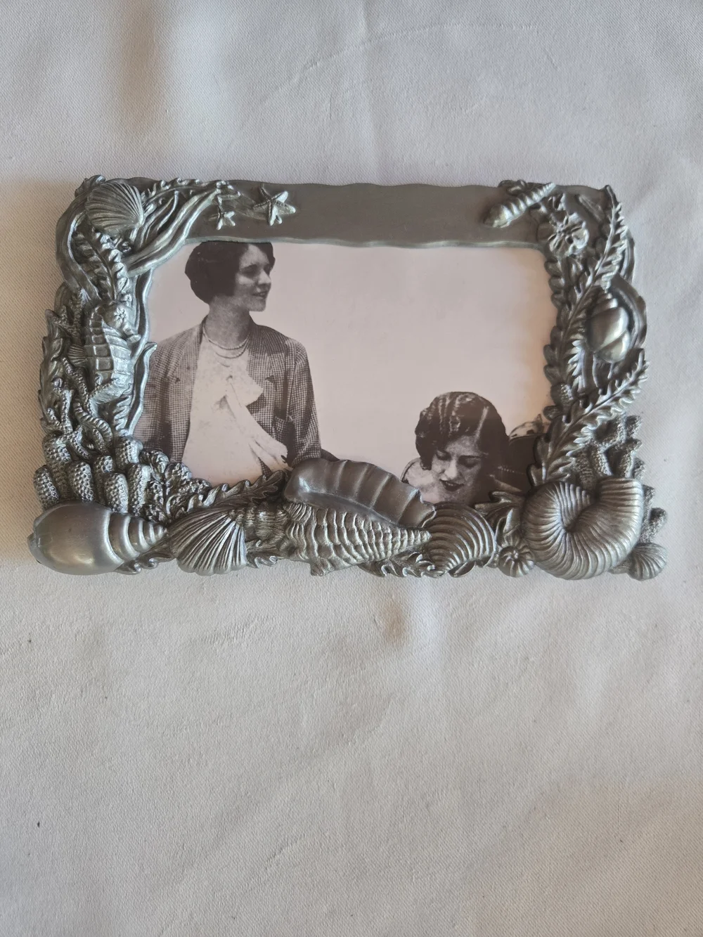 Sea Scape Life Decorative Picture Frame in Silver Metal